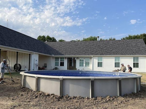 pool installation - DSH Homes and Pools