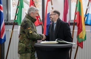 Operatives Führungskommando der Bundeswehr: Verteidigungsminister der Republik Litauen Robertas KAUNAS zu Besuch im Operativen Führungskommando der Bundeswehr