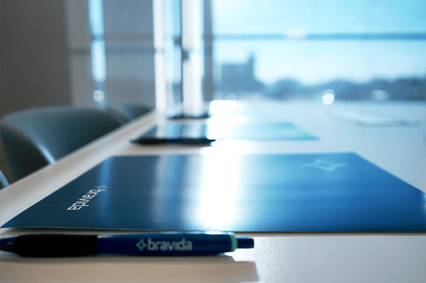 Issue and repurchase of class C shares under incentive program