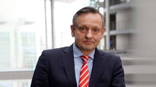 Kay Gottschalk: Refinanzierungs-Falle: Bundesregierung verschärft Schuldenrisiken